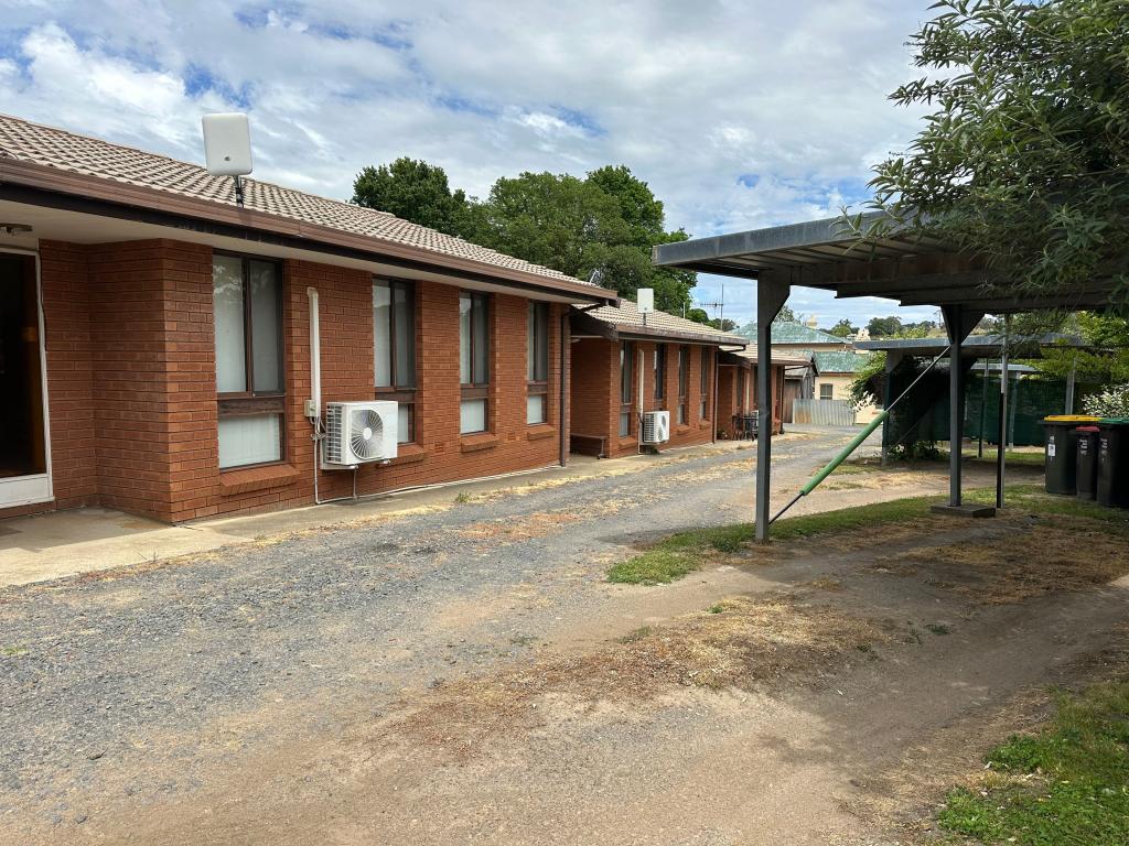63 MURRAY ST, TUMBARUMBA, NSW 2653