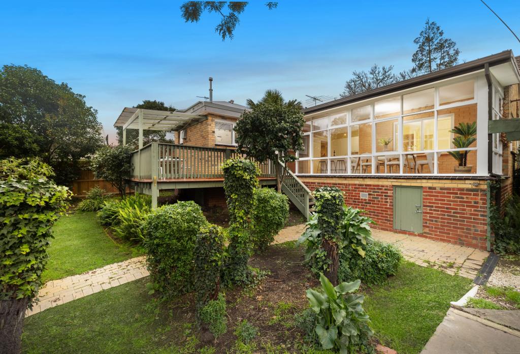 5 AMBOINA AVE, MITCHAM, VIC 3132