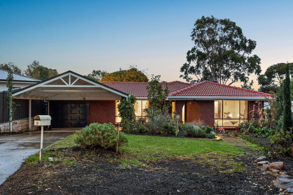 5 Emerald Ct, Athelstone, SA 5076