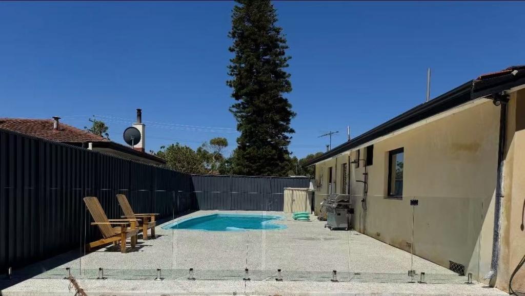 29 Andromeda St, Rockingham, WA 6168