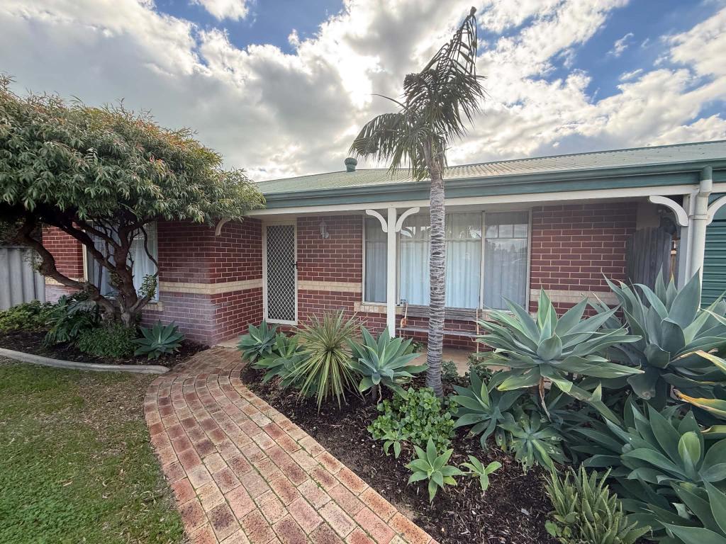 19 Cook Ct, Port Kennedy, WA 6172