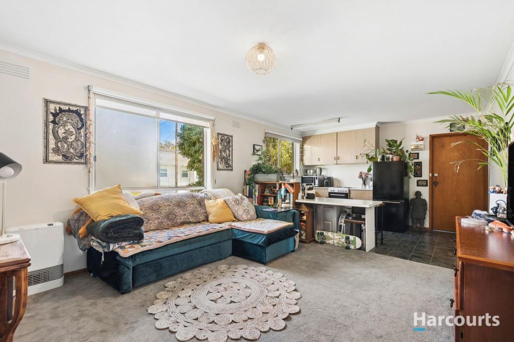 1/3 Lancaster Ave, Newcomb, VIC 3219