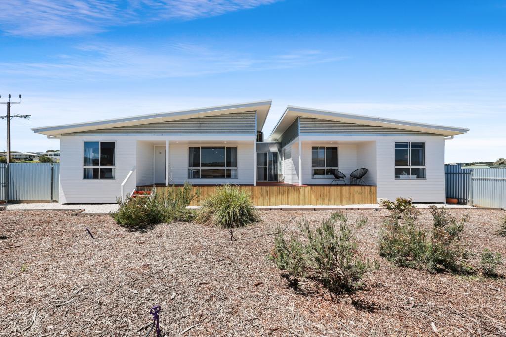 15 Port Elliot Rd, Port Elliot, SA 5212