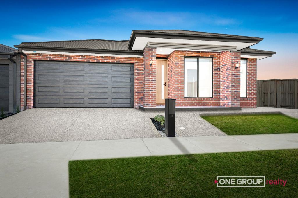 11 CASTLETROY CCT, WOLLERT, VIC 3750