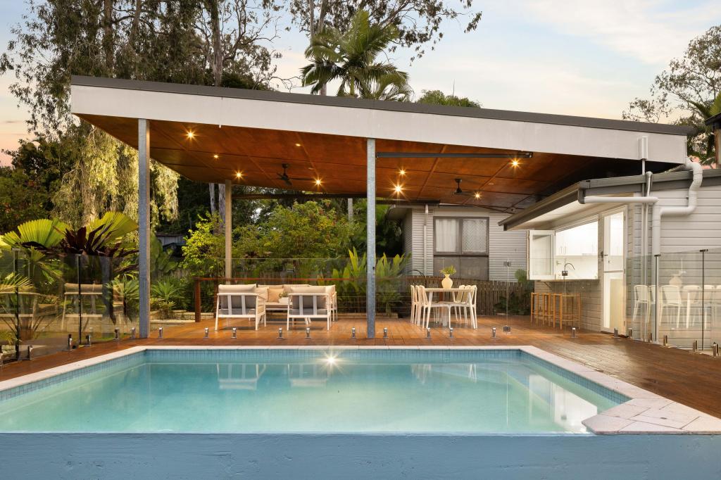 804 Waterworks Rd, The Gap, QLD 4061