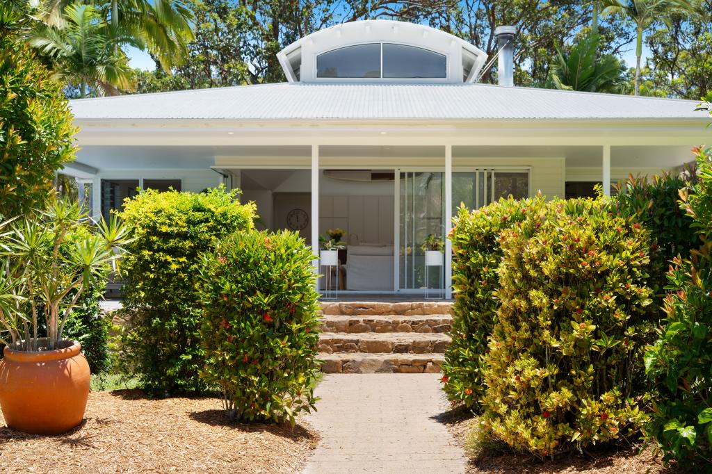 96 TEEWAH BEACH RD, NOOSA NORTH SHORE, QLD 4565