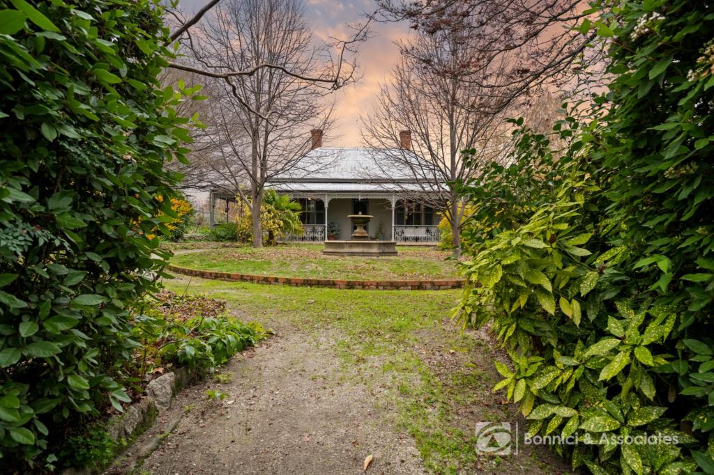 18 Victoria Rd, Beechworth, VIC 3747