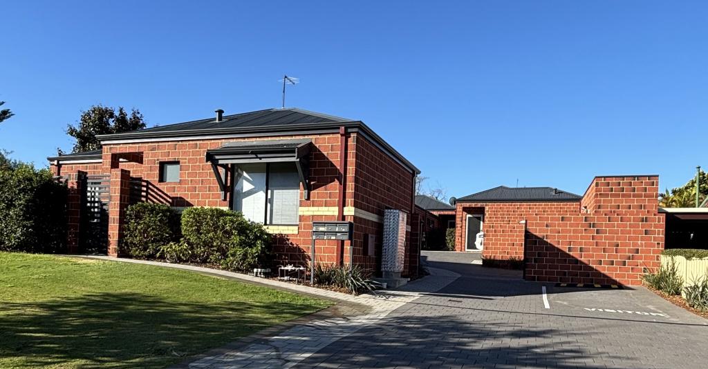 26c Coolbellup Ave, Coolbellup, WA 6163