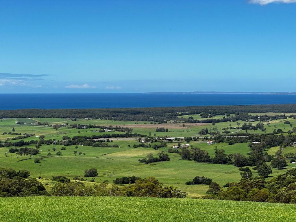 'Eagleview Park'/98 Foxground Rd, Foxground, NSW 2534