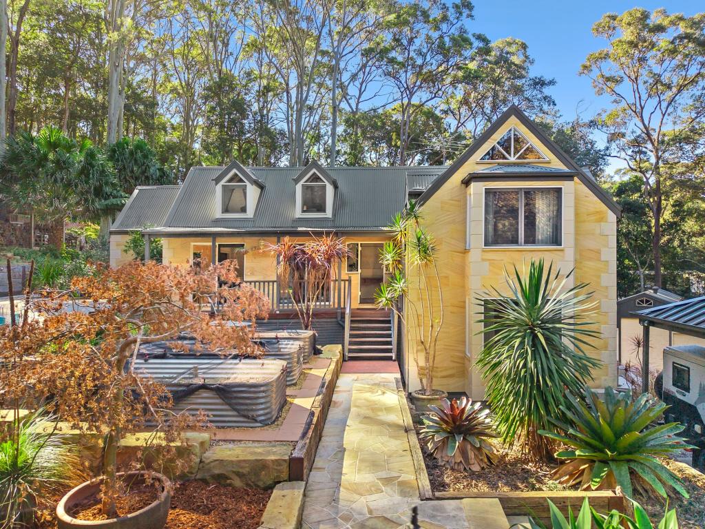 82B CABBAGE TREE RD, BAYVIEW, NSW 2104