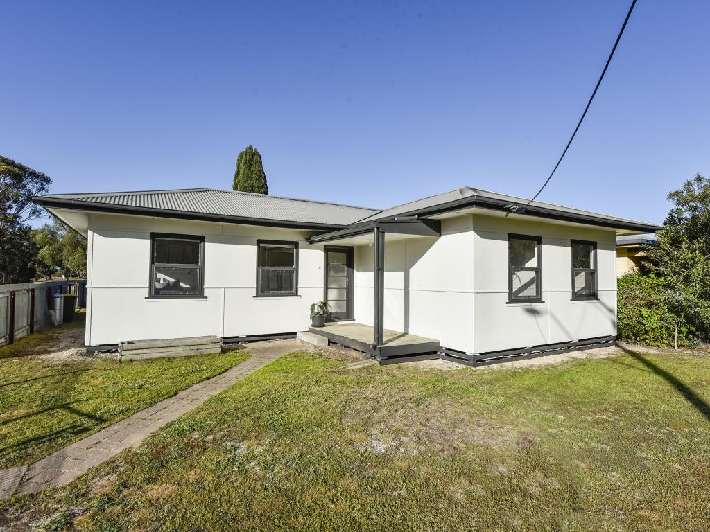 23 Railway Tce, Keith, SA 5267