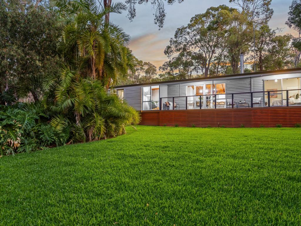 9 Carawatha Rd, Parkerville, WA 6081