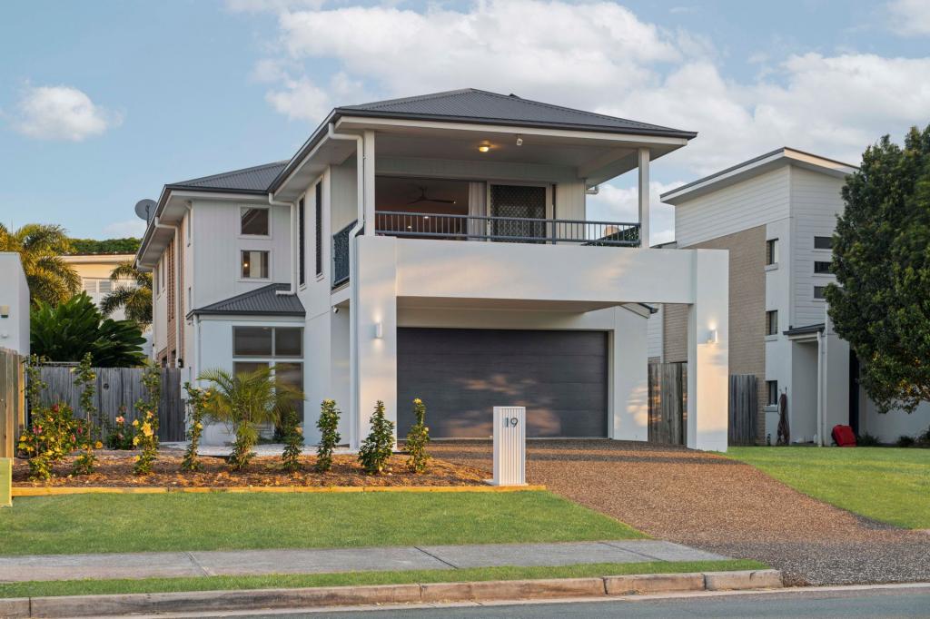 19 Douro Rd, Wellington Point, QLD 4160
