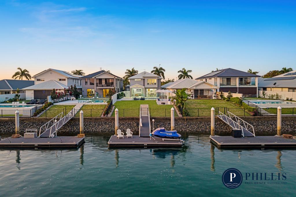 313 HARBOUR BVD, JACOBS WELL, QLD 4208