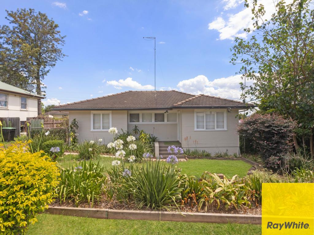 11 WOOTTEN ST, COLYTON, NSW 2760