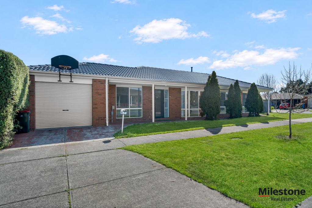 6 Jaye Pl, Cranbourne West, VIC 3977