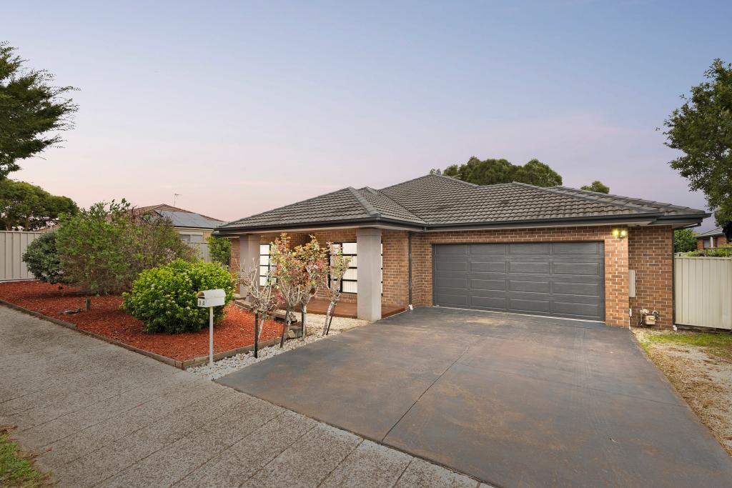 98 Golf View Dr, Craigieburn, VIC 3064