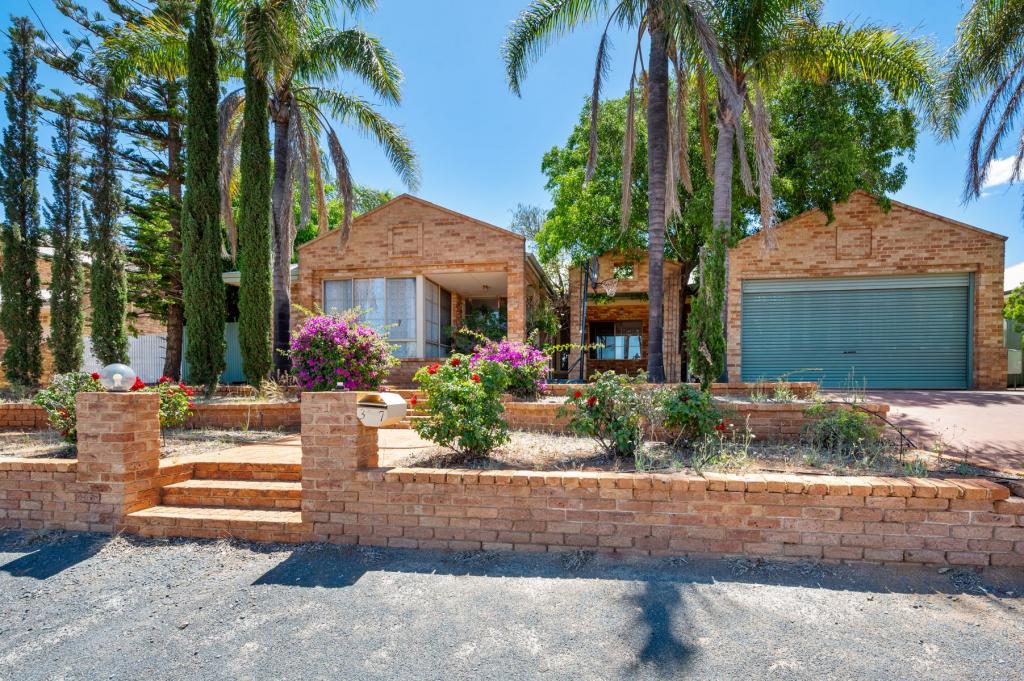 37 Tindals Cres, Hannans, WA 6430