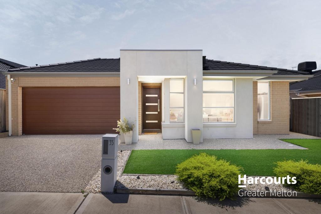 35 BASSETT AVE, WYNDHAM VALE, VIC 3024