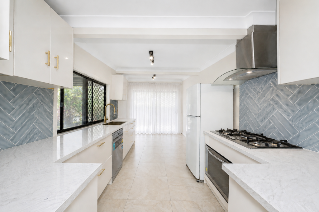 21 Illoura St, Cranbrook, QLD 4814