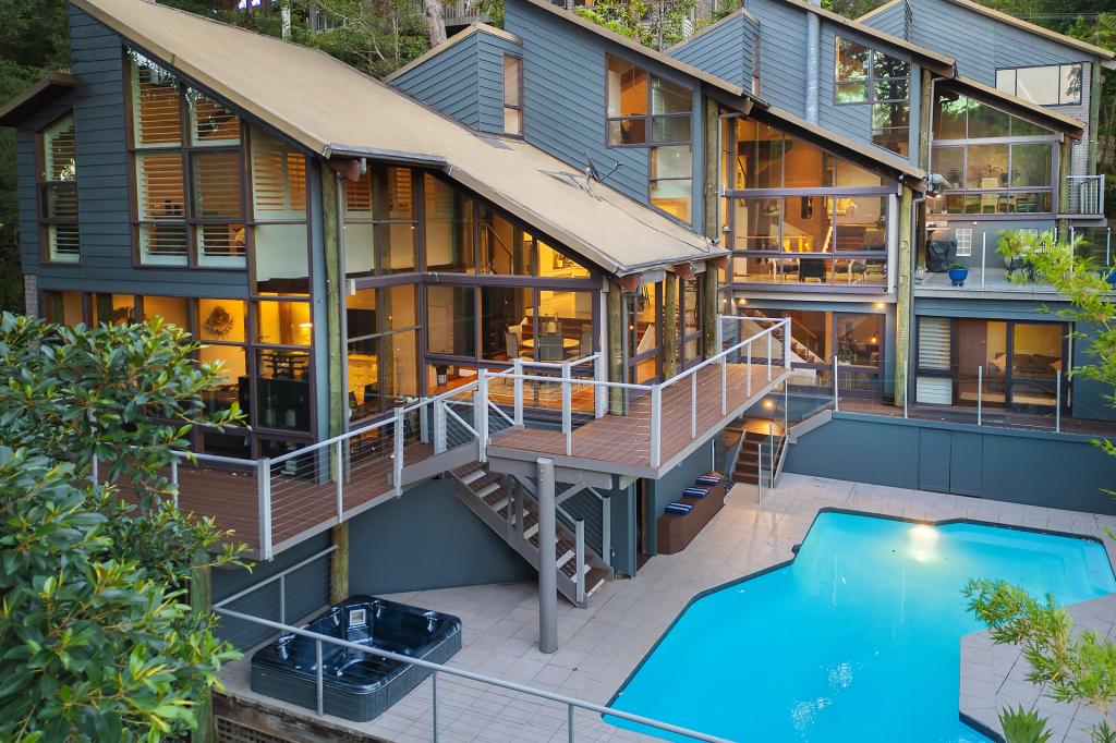 7 Pembroke Ave, Turramurra, NSW 2074