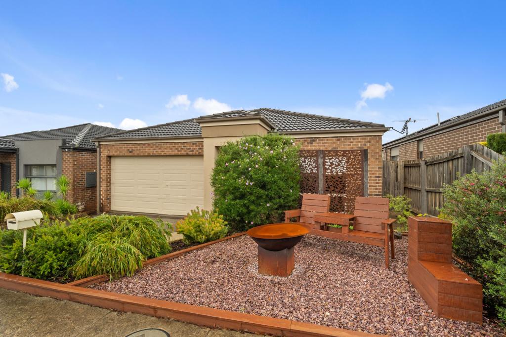 30a Lone Pine Sq, Bacchus Marsh, VIC 3340