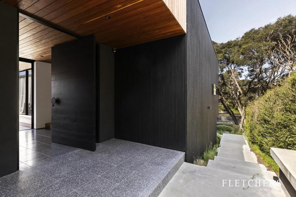 16 Pasadena St, Rye, VIC 3941