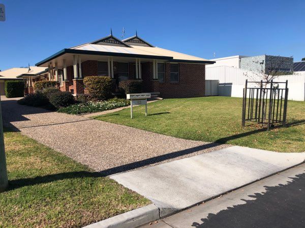 2/12 Chester St, Moree, NSW 2400