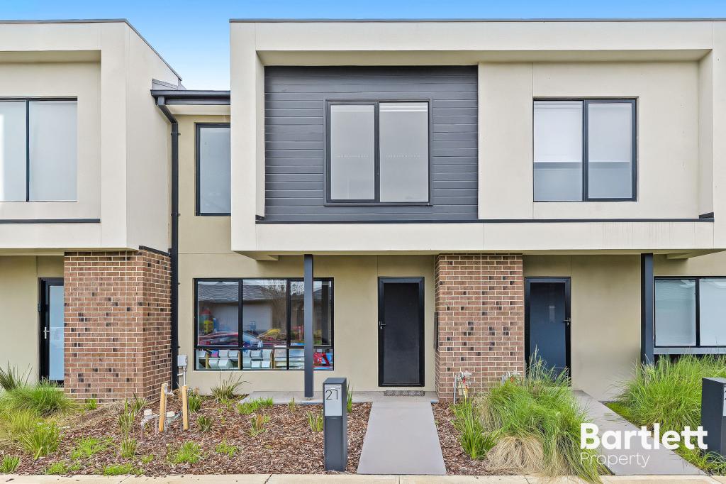 21 GUISARD WAY, CLYDE NORTH, VIC 3978