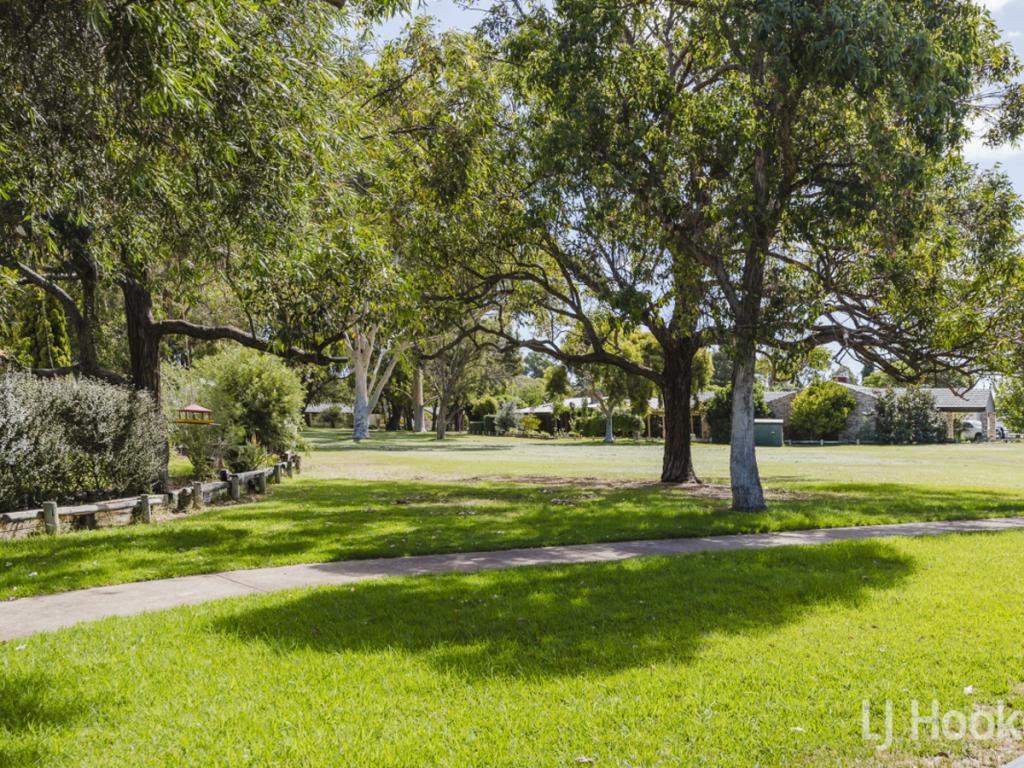 7b Becton Ct, Kingsley, WA 6026