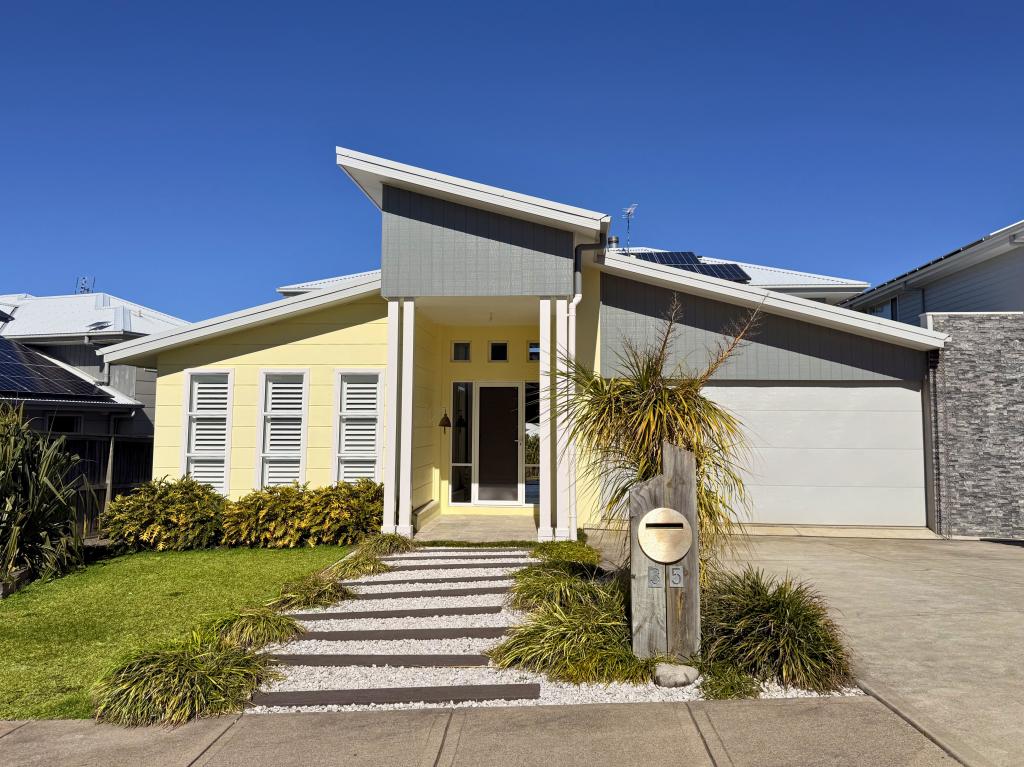 35 Quinn St, Catherine Hill Bay, NSW 2281