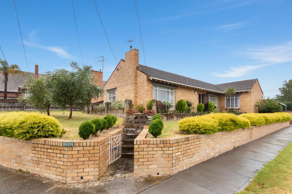 574 Waverley Rd, Malvern East, VIC 3145