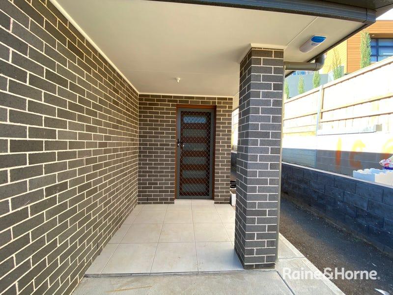 21a Pendergast Ave, Minto, NSW 2566