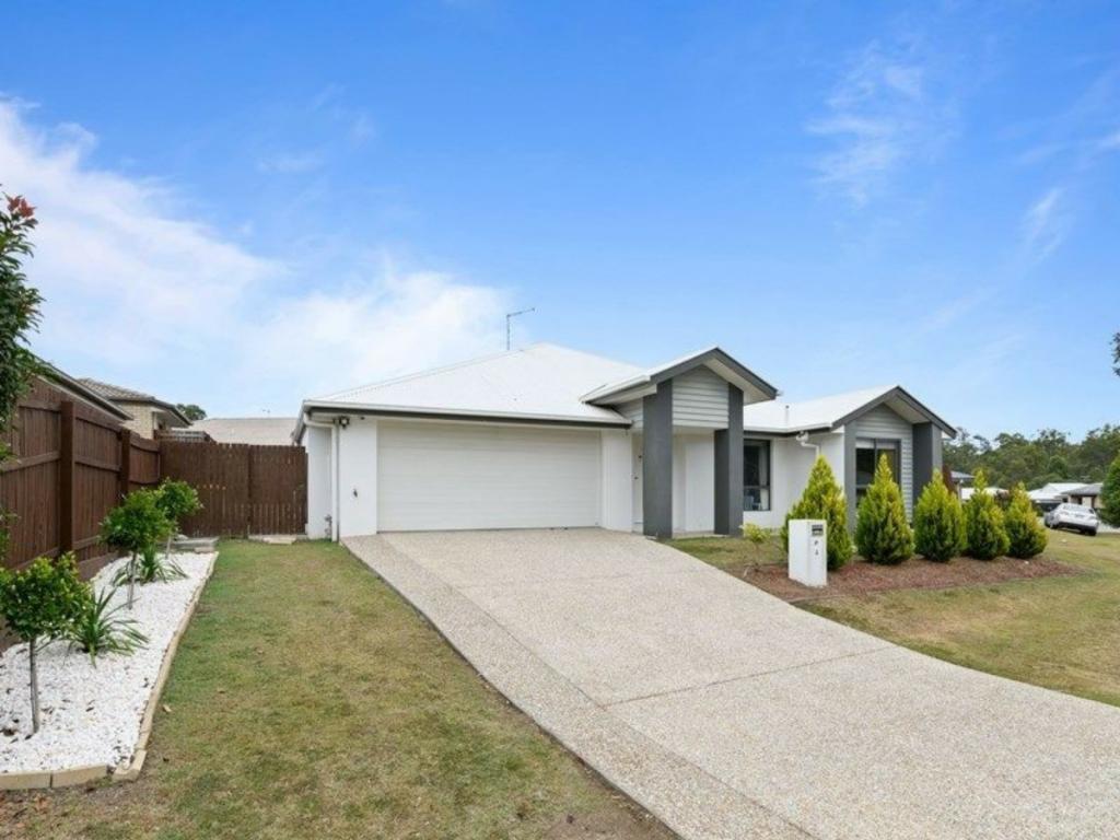 4 Conimbla Cres, Waterford, QLD 4133
