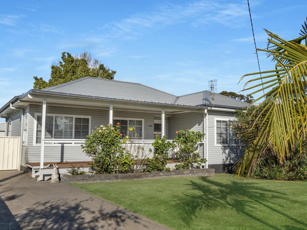 232 River Rd, Sussex Inlet, NSW 2540