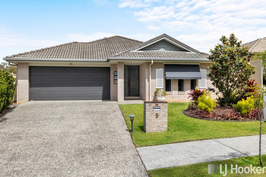 9 Lancaster Cct, Redland Bay, QLD 4165