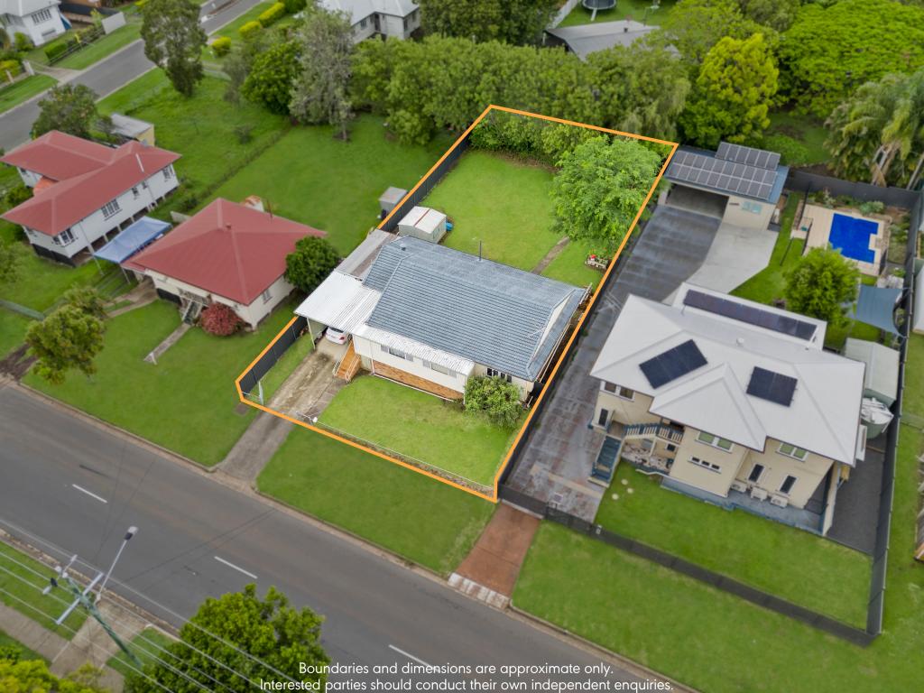 155 Glebe Rd, Silkstone, QLD 4304