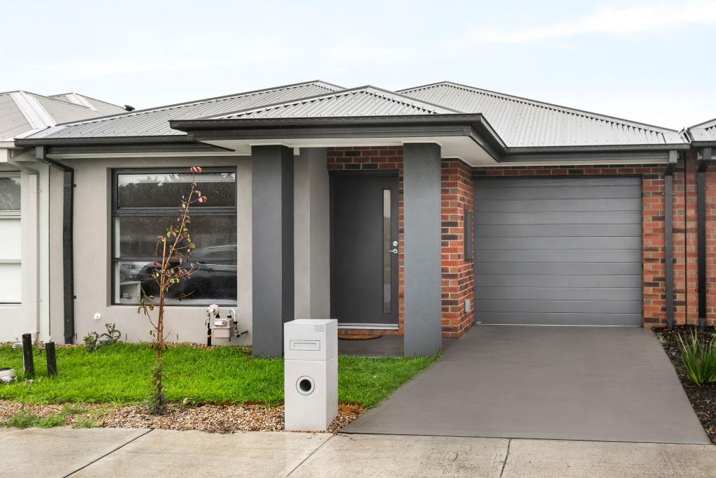 88 Malkari Cct, Greenvale, VIC 3059