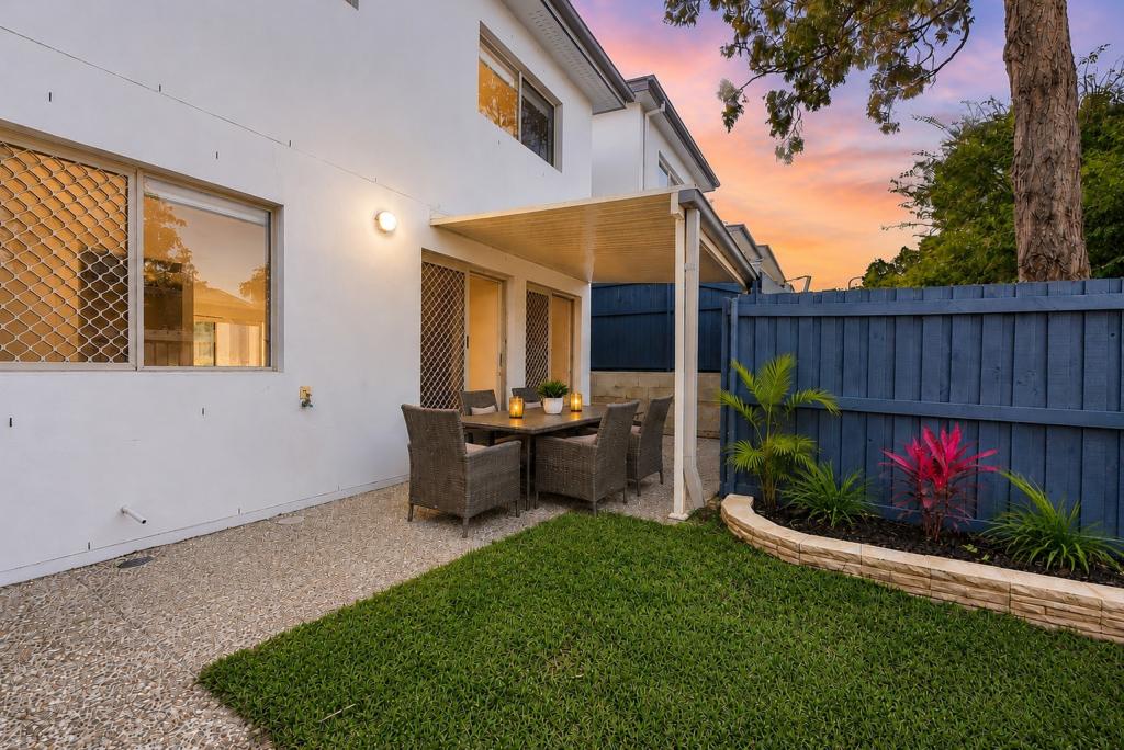3/11 Tripcony Pl, Wakerley, QLD 4154