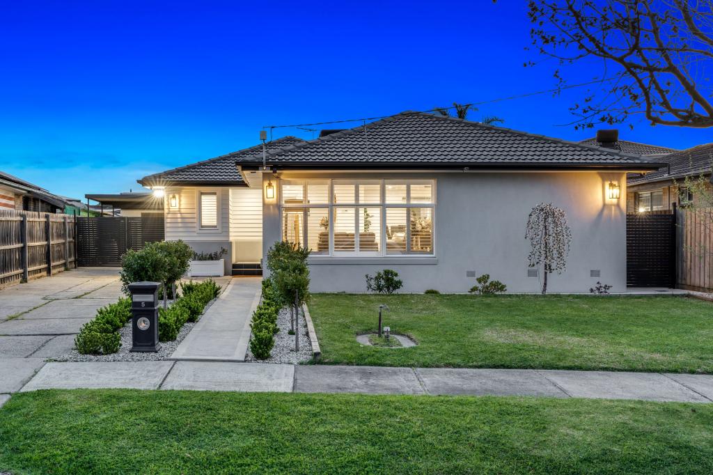 5 Burgess Cl, Gladstone Park, VIC 3043