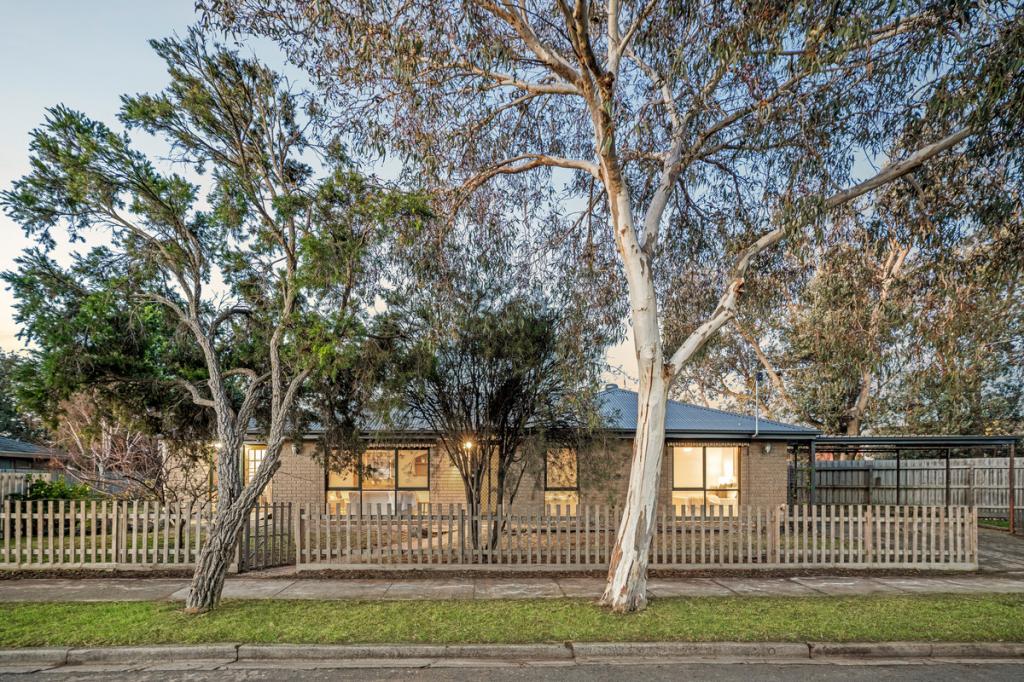 28 Bayside Gr, Seaford, VIC 3198