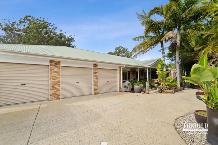 2 Alex Ct, Redland Bay, QLD 4165
