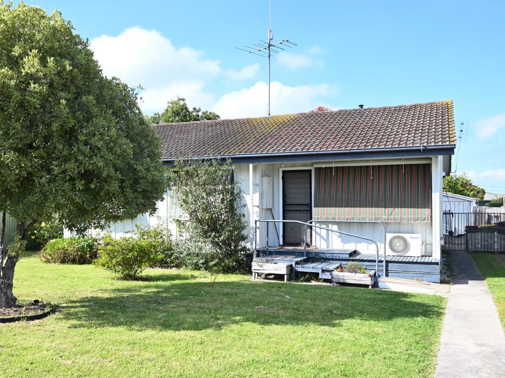 14 Cameron Cres, East Bairnsdale, VIC 3875