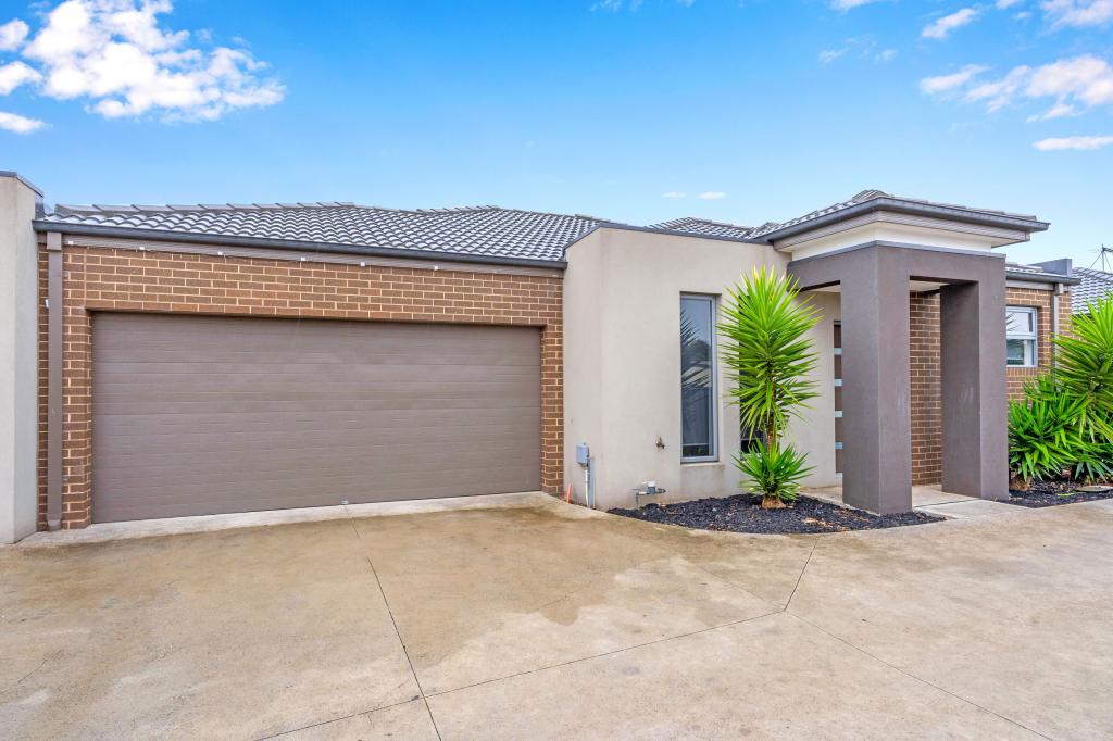 2/266 Bulmans Rd, Melton West, VIC 3337