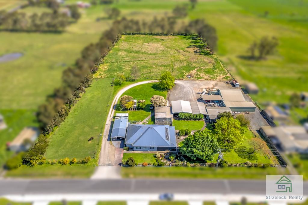 15 Hayes Rd, Newborough, VIC 3825