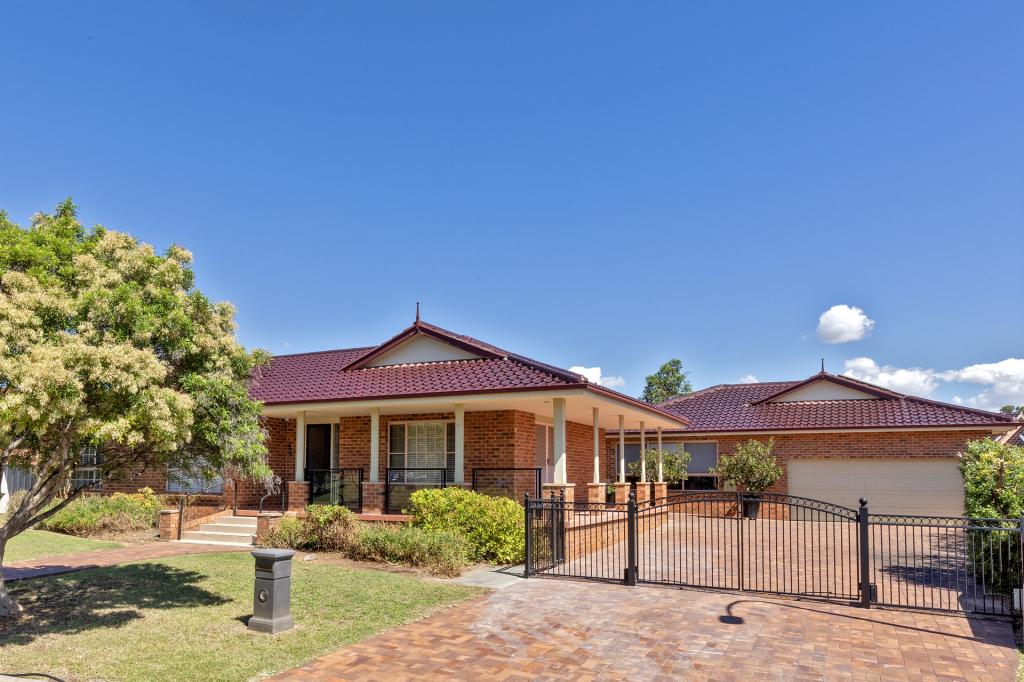 12 Links Ave, South Tamworth, NSW 2340