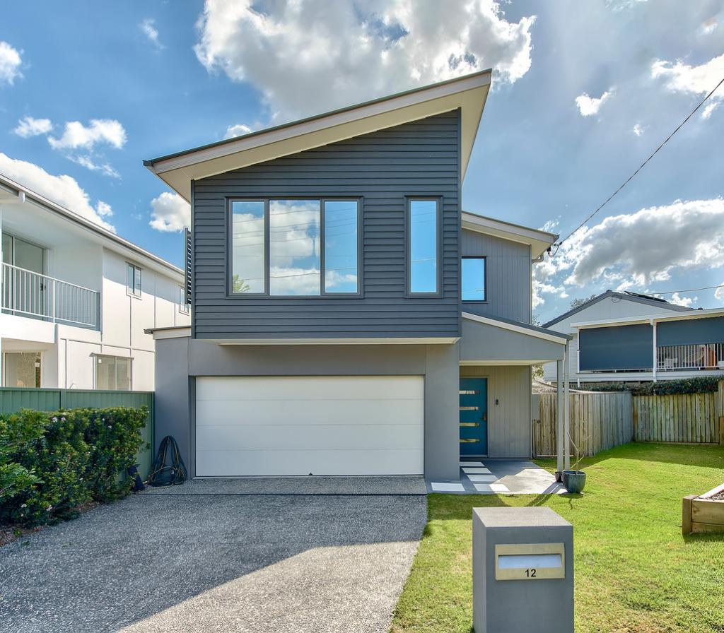 12 Fontaine St, Stafford Heights, QLD 4053