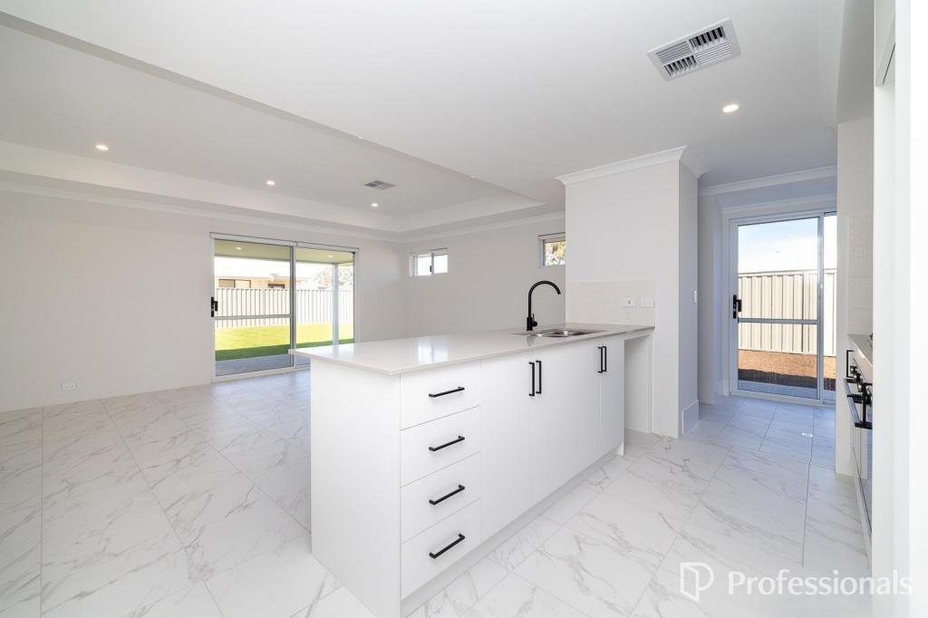 35 Carinata Cres, Byford, WA 6122
