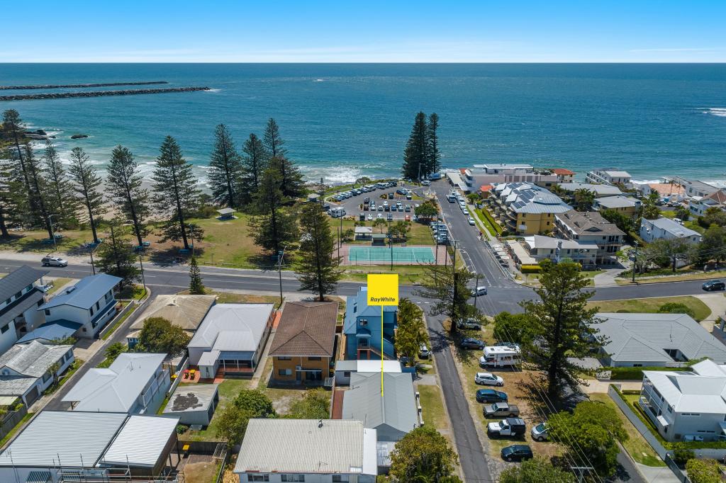 9 Queen St, Yamba, NSW 2464