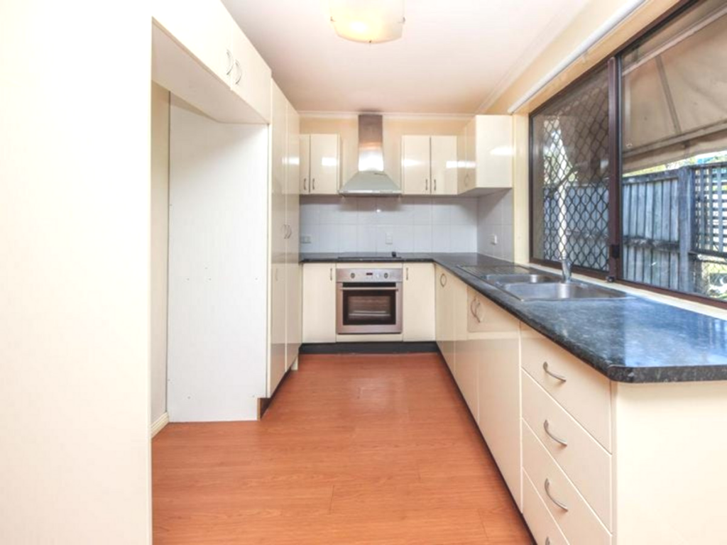42 MILES PLATTING RD, EIGHT MILE PLAINS, QLD 4113